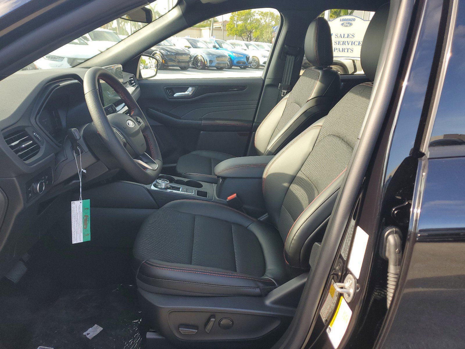 New 2025 Ford Escape ST-Line w/ Equipment Group 301A image 10