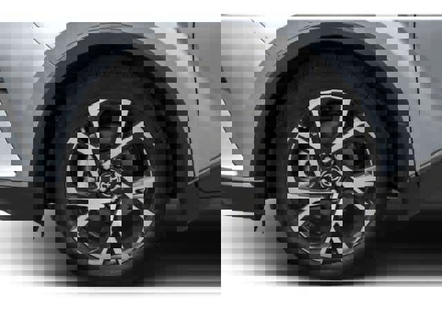 Used 2018 Toyota C-HR XLE image 10