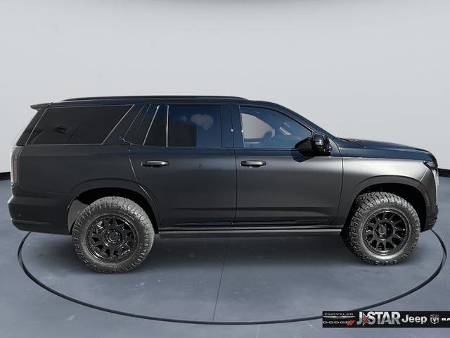 Used 2025 Cadillac Escalade Sport Platinum AWD/4WD image 4