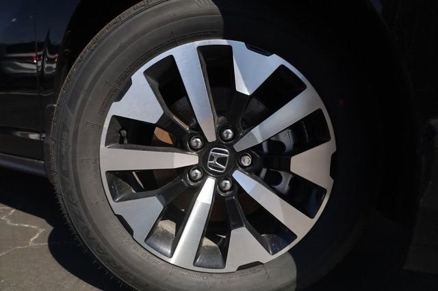 New 2026 Honda Odyssey EX-L image 2