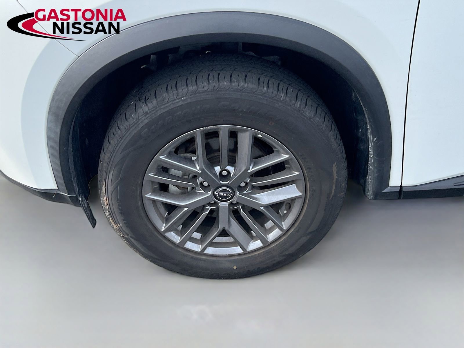 Used 2023 Nissan Rogue S image 36