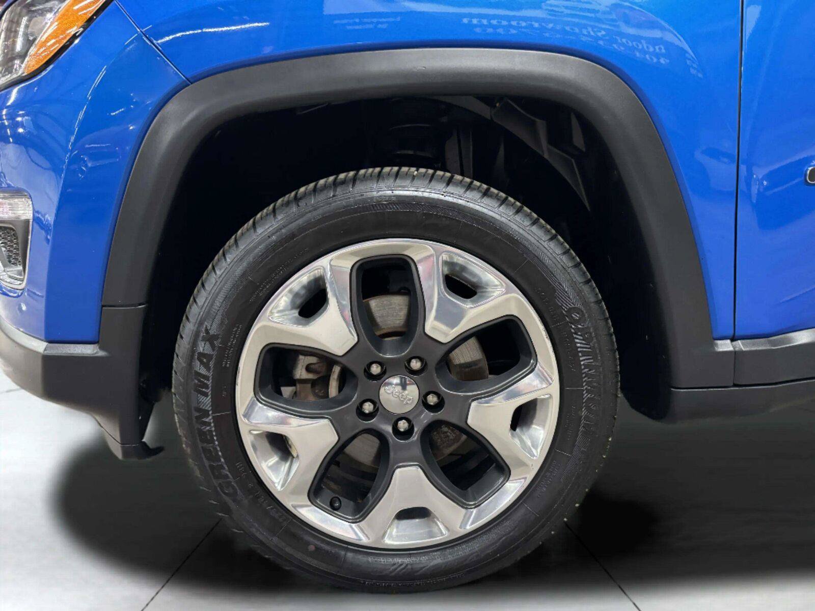 Used 2019 Jeep Compass Limited AWD/4WD image 60
