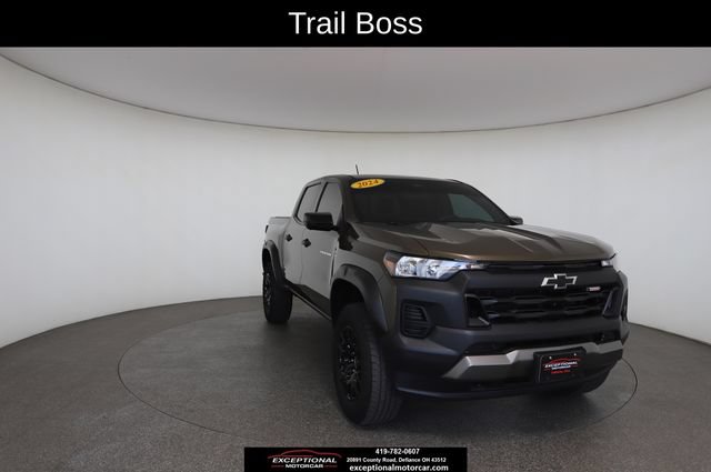 Used 2024 Chevrolet Colorado Trail Boss w/ Technology Package AWD/4WD image 29