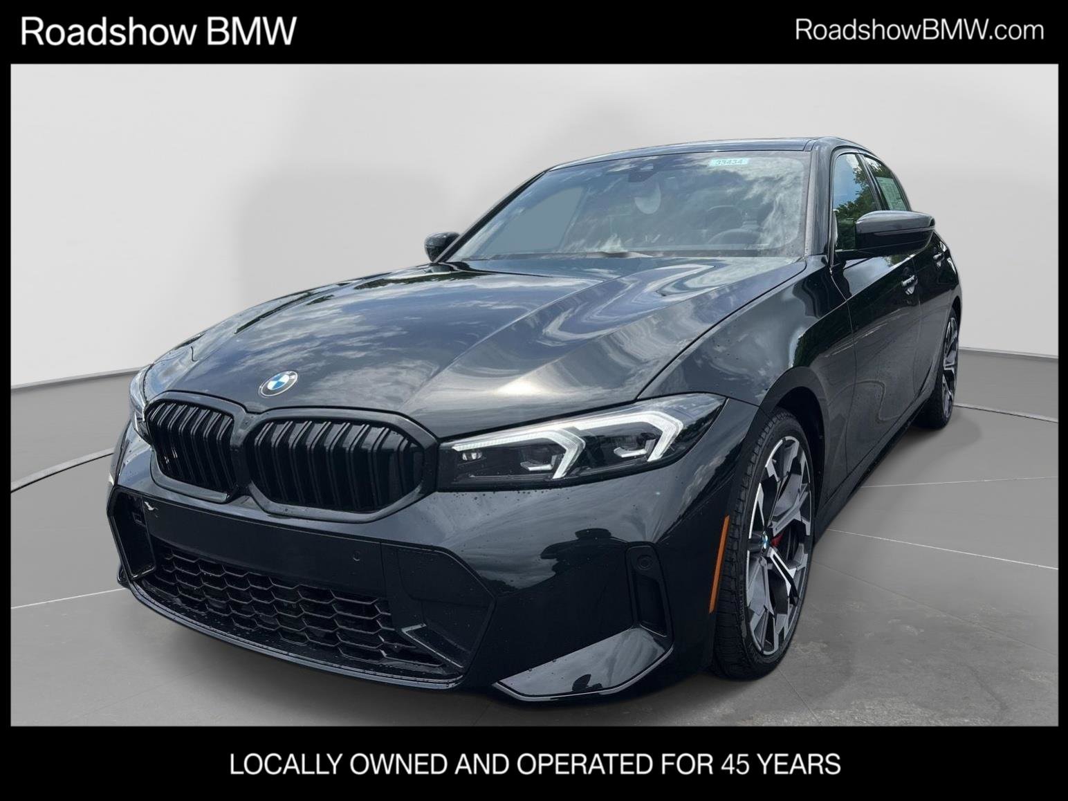 New 2026 BMW 330i Sedan w/ M Sport Package RWD image 1