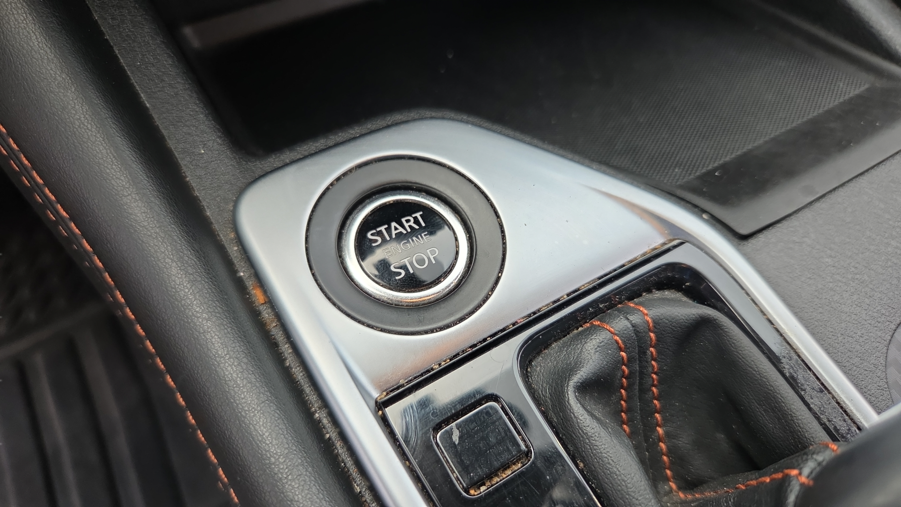Used 2022 Nissan Sentra SR w/ Lighting Package FWD image 21