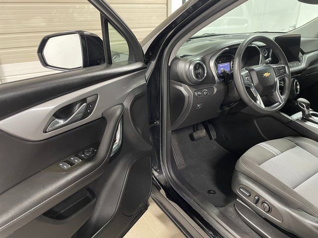 Used 2023 Chevrolet Blazer LT AWD/4WD image 10