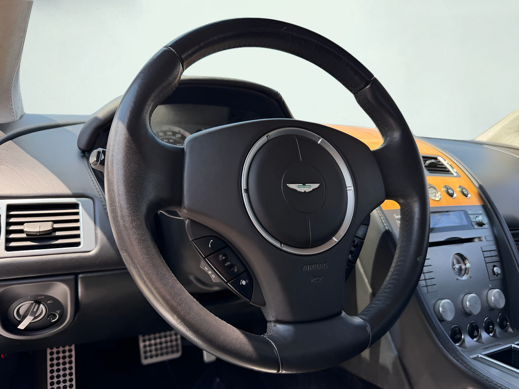 Used 2006 Aston Martin DB9 Volante RWD image 33