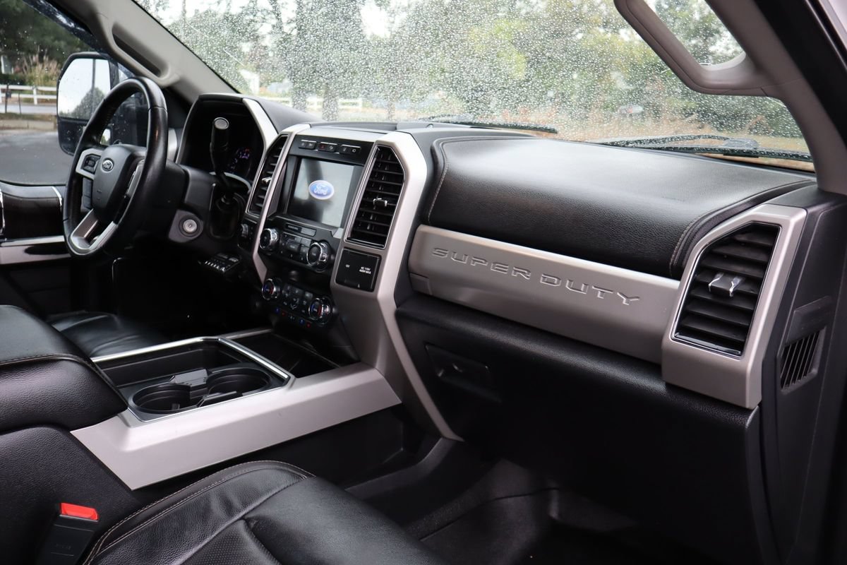 Used 2020 Ford F350 Lariat w/ Chrome Package AWD/4WD image 17