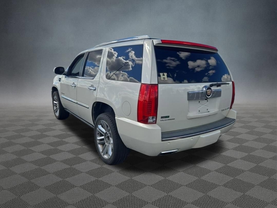 Used 2014 Cadillac Escalade Platinum AWD/4WD image 5