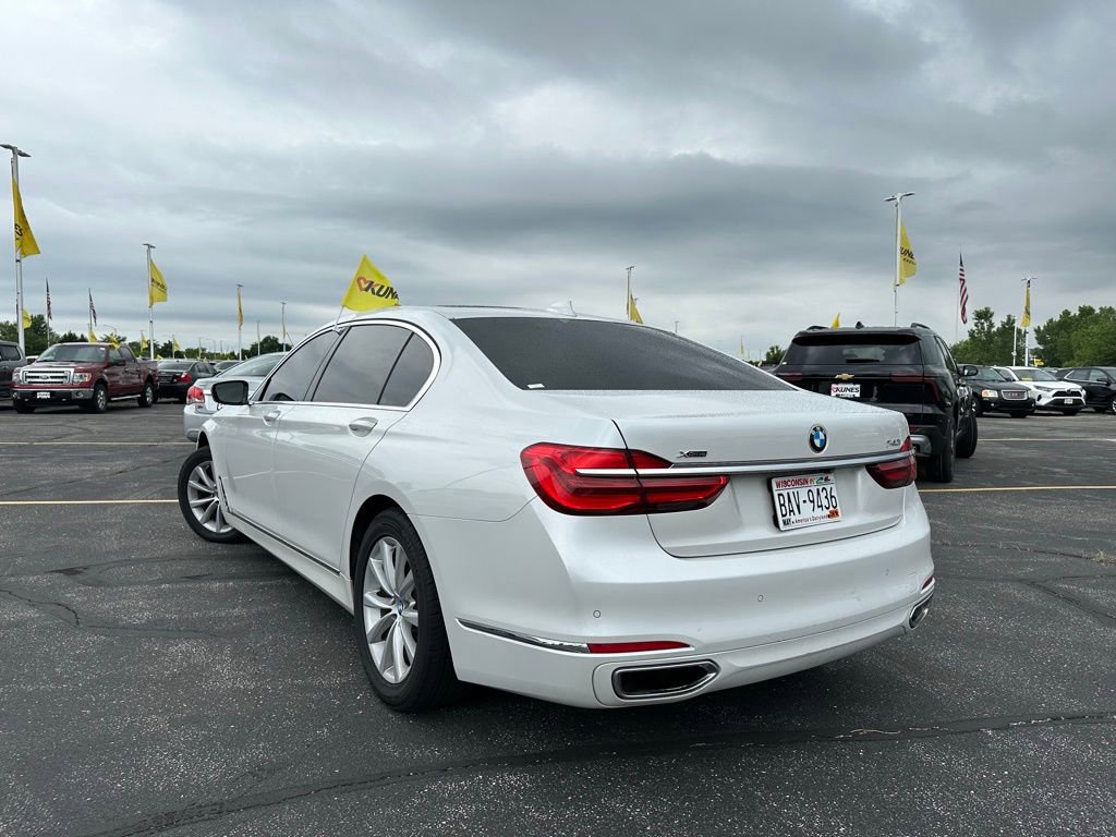 Used 2018 BMW 740i xDrive image 7