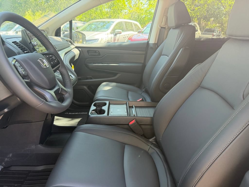 New 2026 Honda Odyssey EX-L image 14