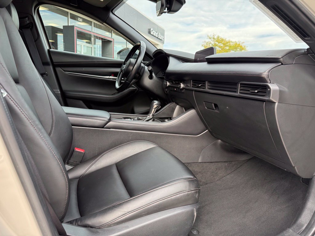 Used 2025 MAZDA MAZDA3 s Sport FWD image 24