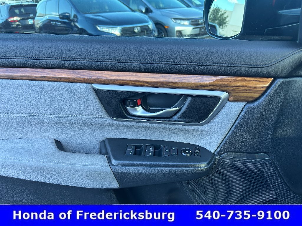Used 2017 Honda CR-V EX image 25