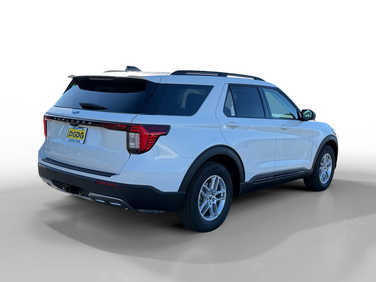 New 2026 Ford Explorer Active w/ Active Comfort Package RWD image 5