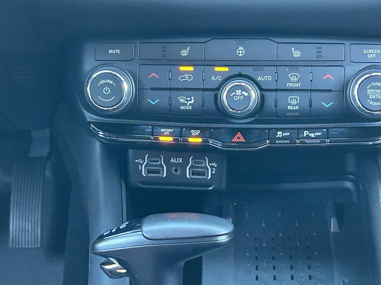 Used 2026 Dodge Durango GT w/ Blacktop Package AWD/4WD image 23