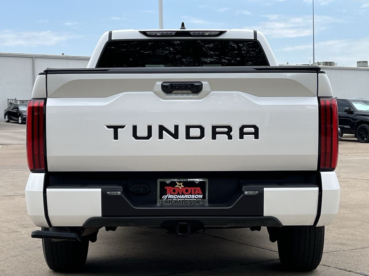 Used 2026 Toyota Tundra SR5 w/ SX Package RWD image 5