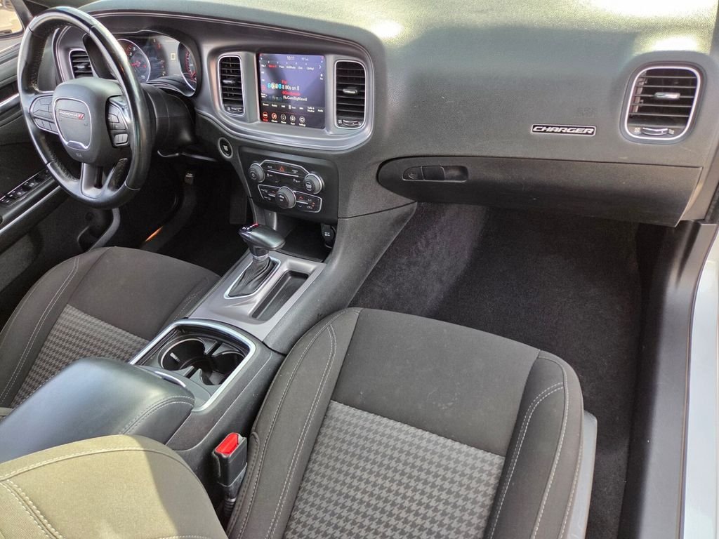 Used 2023 Dodge Charger SXT RWD image 21