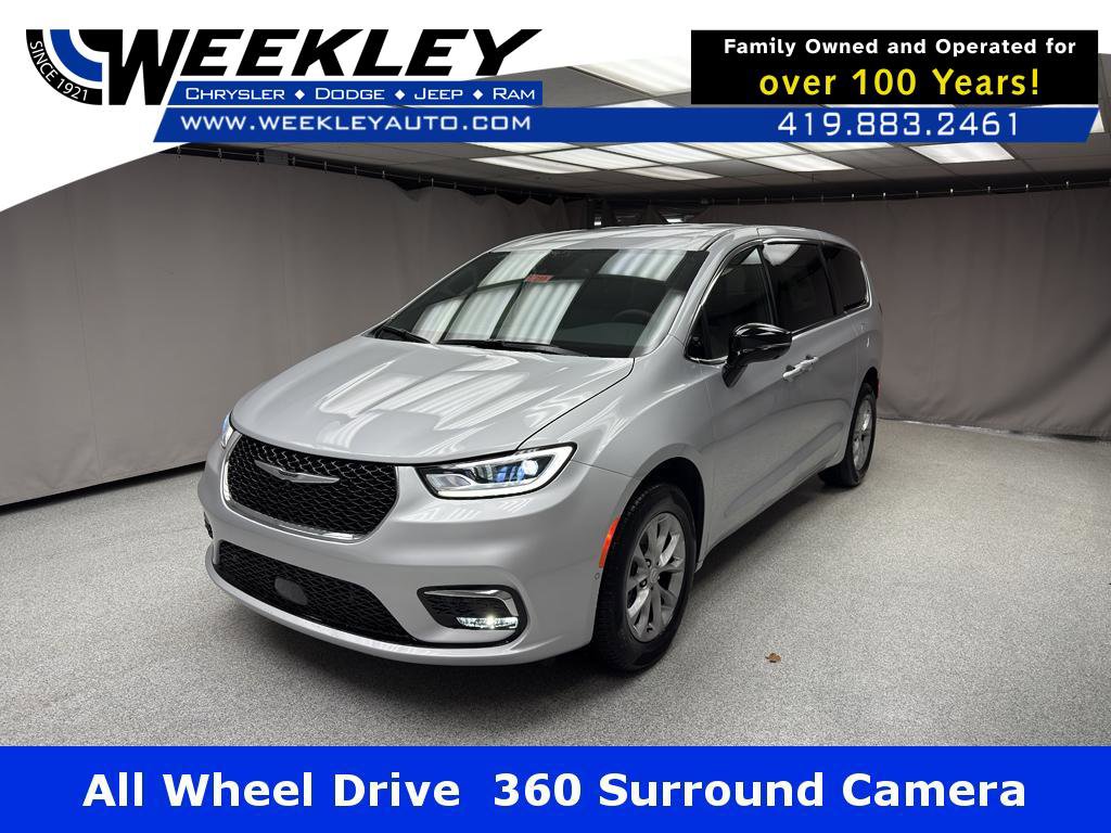 New 2026 Chrysler Pacifica Select image 1