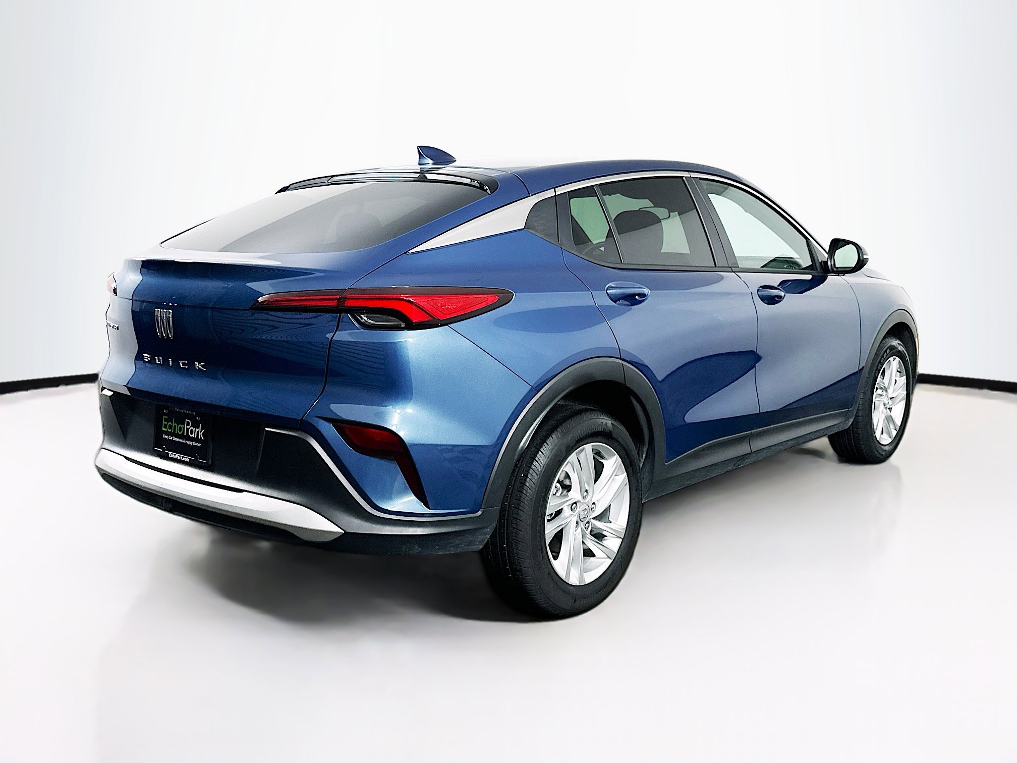 Used 2024 Buick Envista Preferred image 9