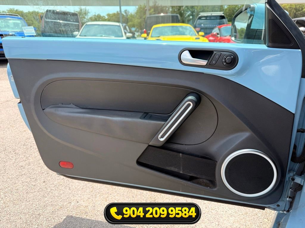 Used 2014 Volkswagen Beetle 2.5 FWD image 18