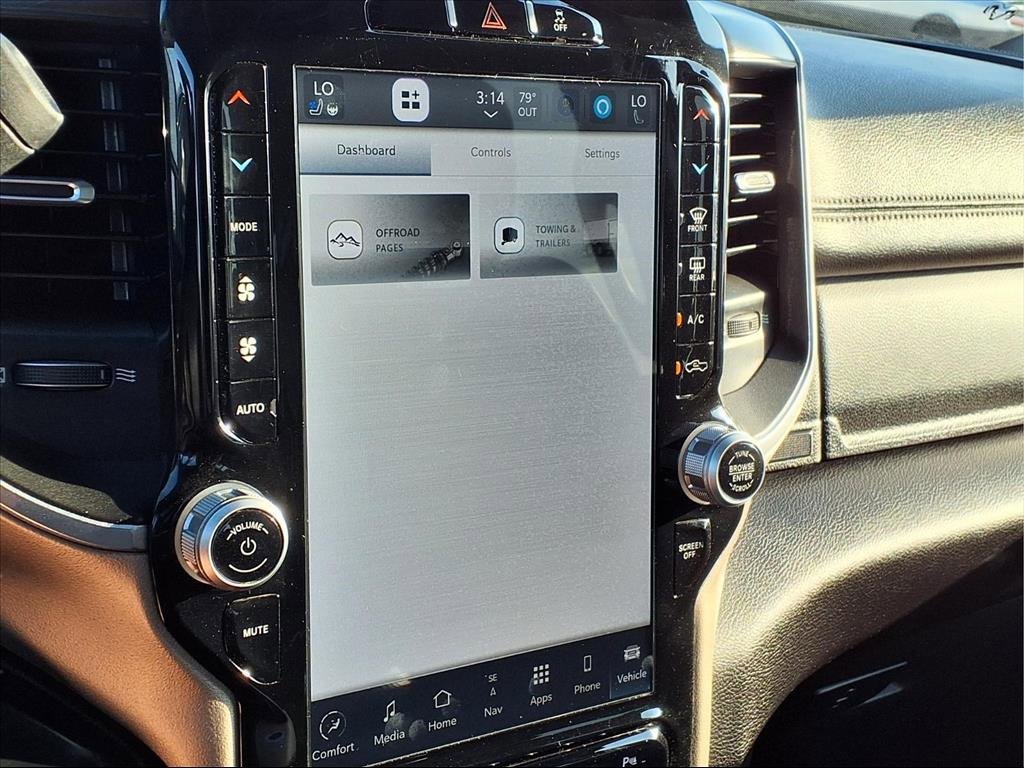 Used 2024 RAM 2500 Laramie image 13