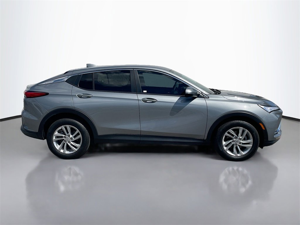 Used 2024 Buick Envista Preferred w/ Convenience I Package image 8