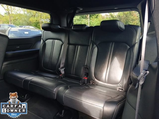 Certified 2024 Jeep Wagoneer Series II AWD/4WD image 15