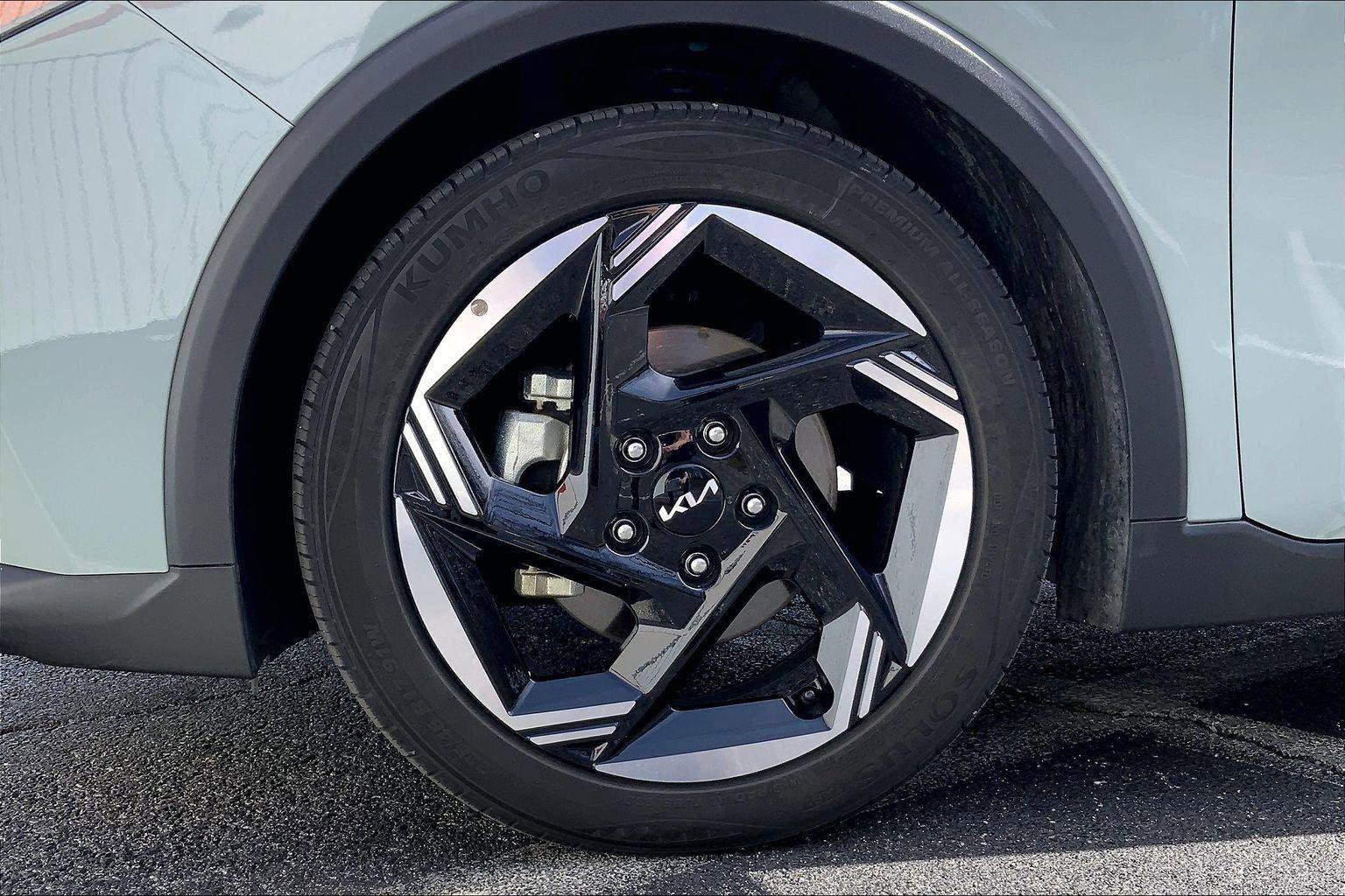 Used 2025 Kia K4 EX image 8