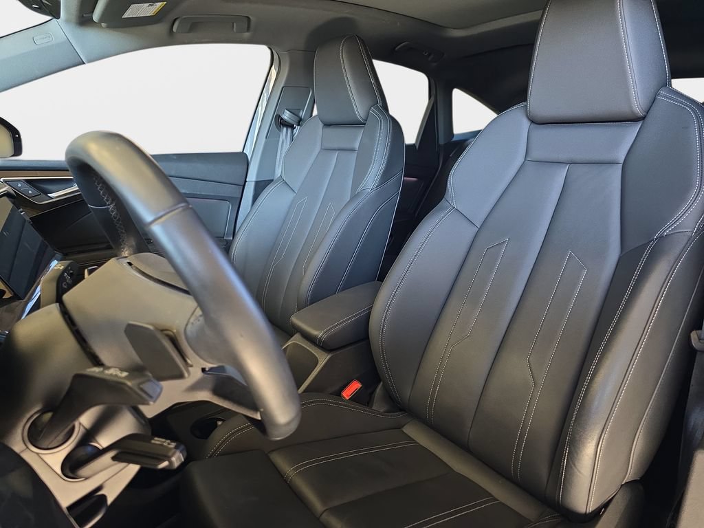 Used 2023 Audi Q4 e-tron Premium Plus AWD/4WD image 17