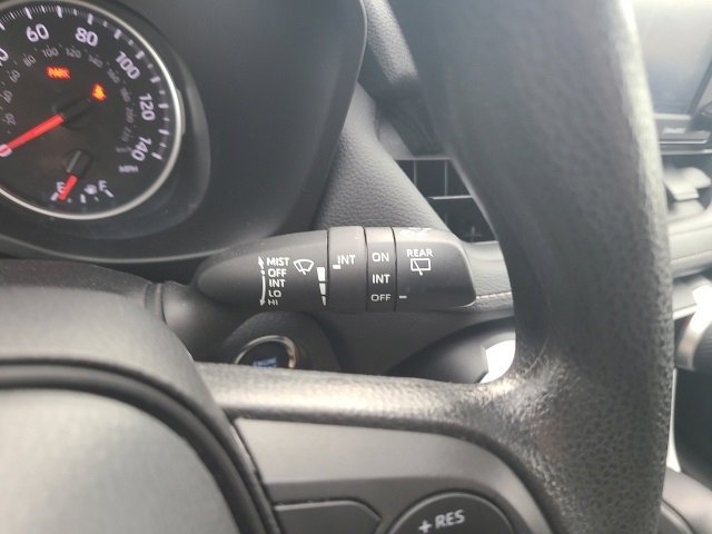 Used 2022 Toyota RAV4 XLE image 23