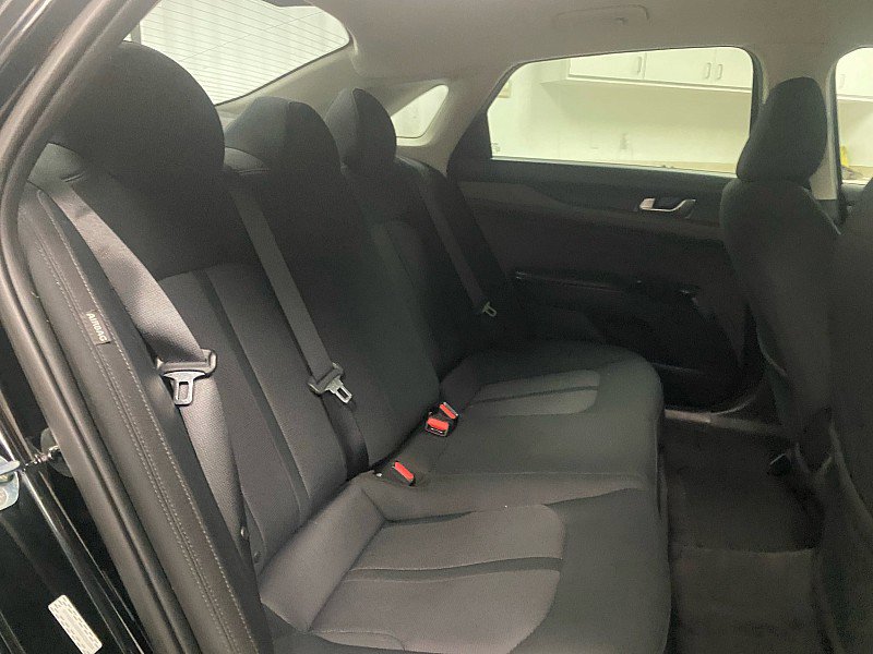 Used 2022 Kia K5 LX image 13