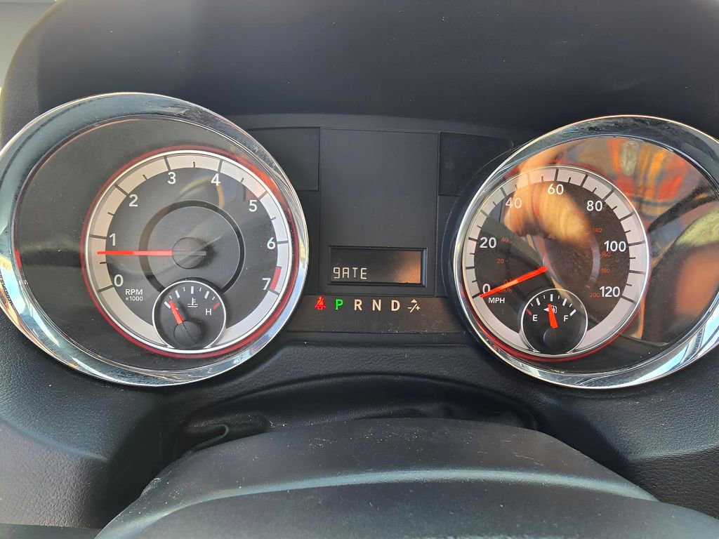 Used 2020 Dodge Grand Caravan SXT image 23