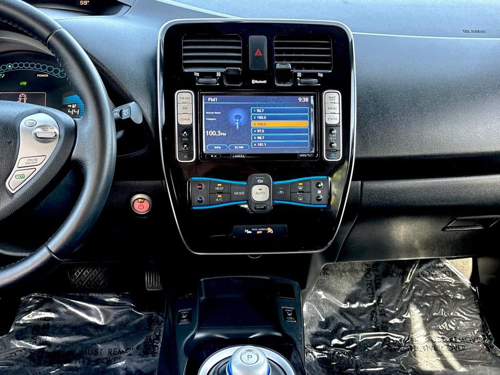 Used 2013 Nissan Leaf SV w/ LED & Quick Charge Pkg image 14