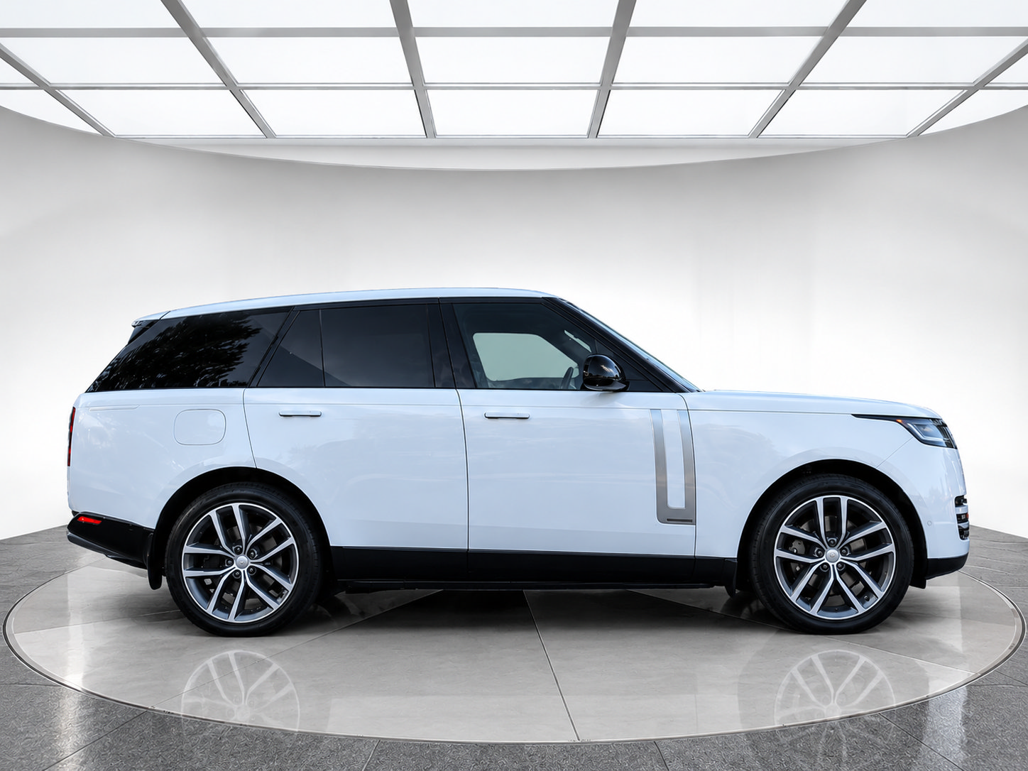 Used 2025 Land Rover Range Rover Autobiography AWD/4WD image 5