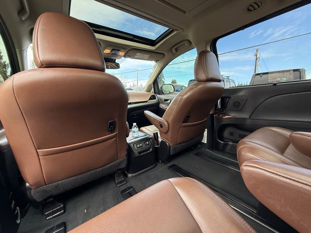 Used 2020 Toyota Sienna Limited Premium AWD/4WD image 15