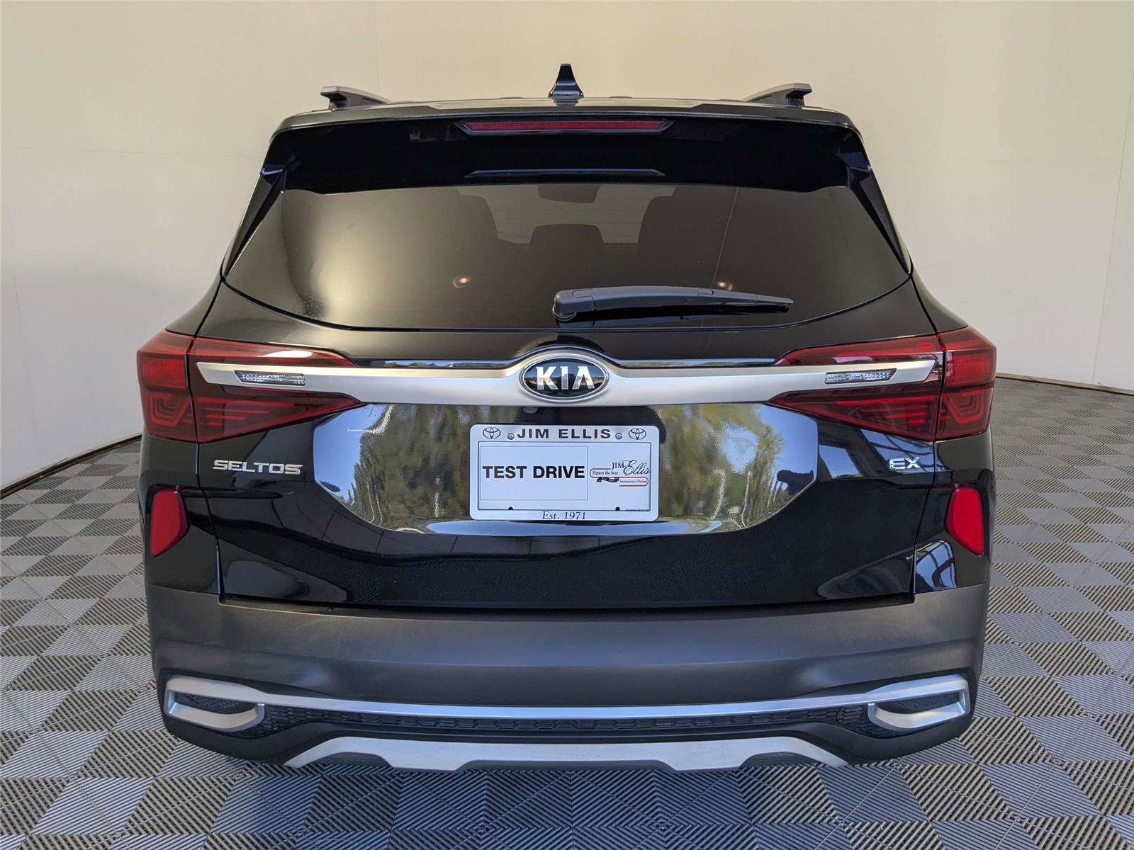 Used 2021 Kia Seltos EX image 8