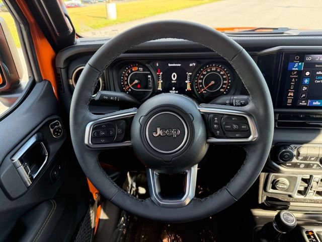 Certified 2025 Jeep Wrangler Unlimited Sahara AWD/4WD image 14