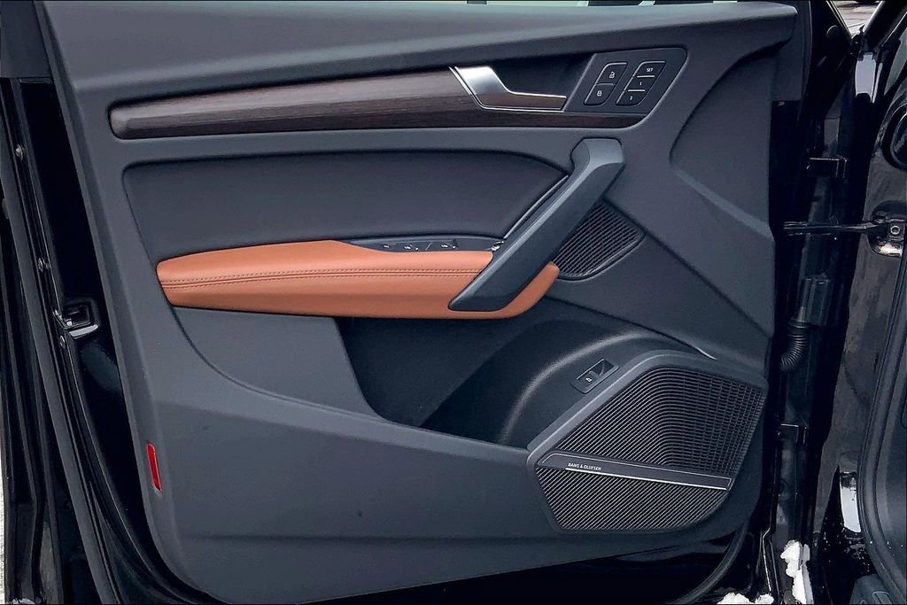 Used 2024 Audi Q5 2.0T Premium Plus w/ Premium Plus Package image 21