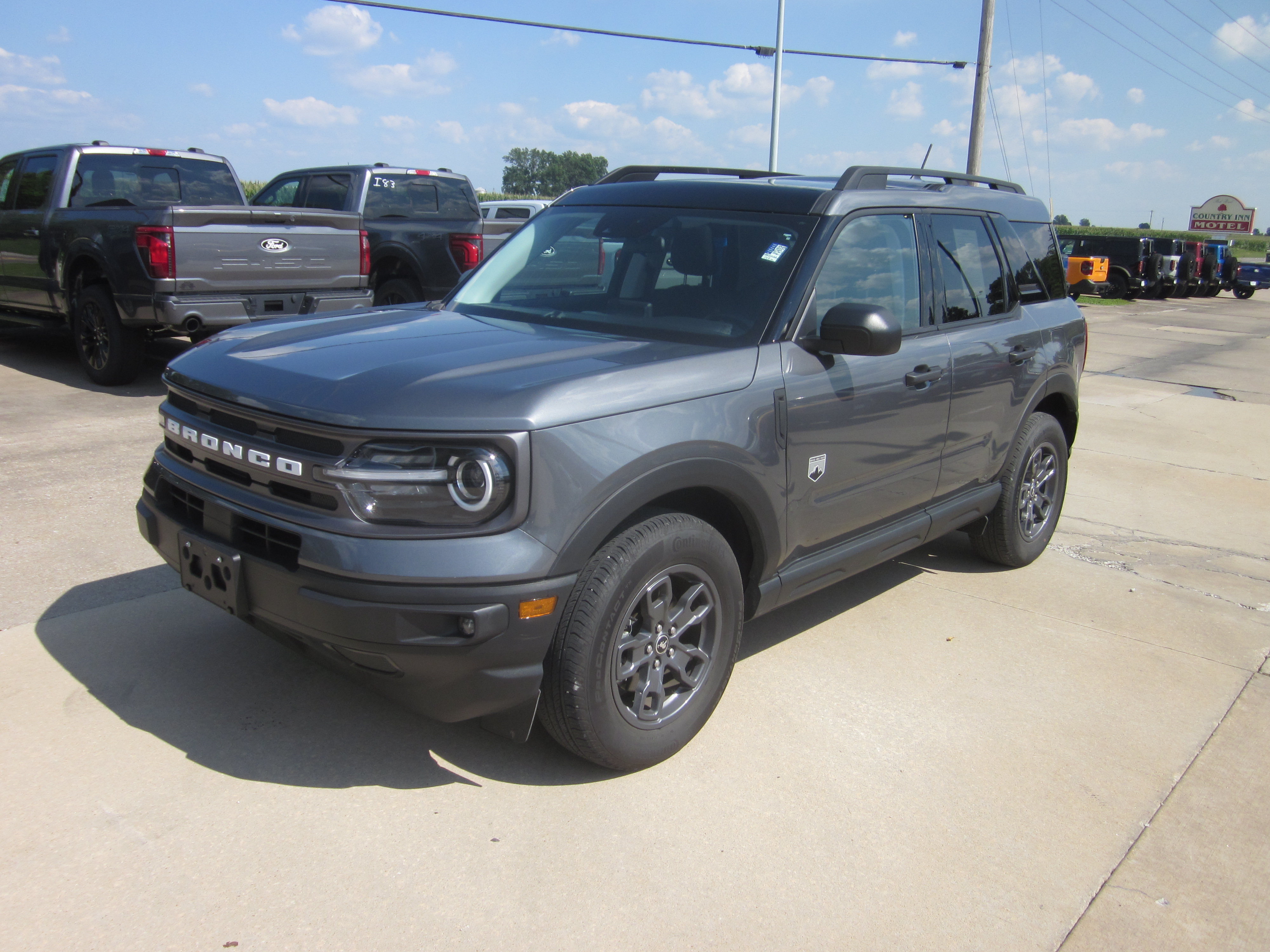 Used 2024 Ford Bronco Sport Big Bend w/ Convenience Package AWD/4WD image 3
