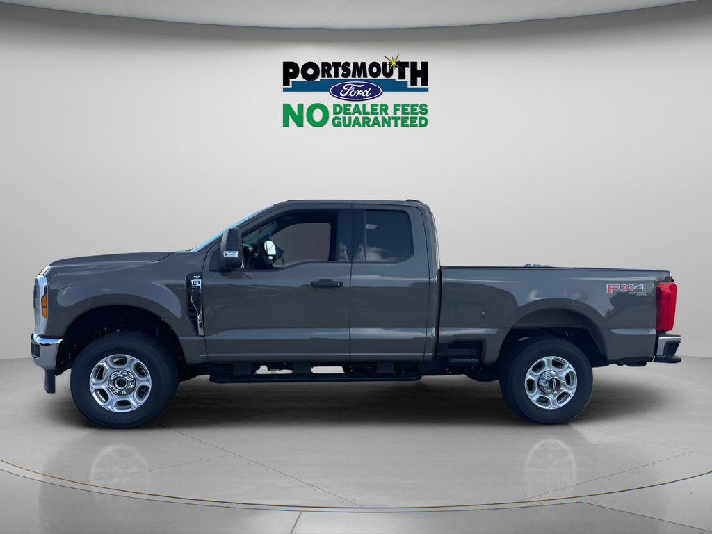 New 2026 Ford F250 XLT w/ FX4 Off-Road Package AWD/4WD image 2