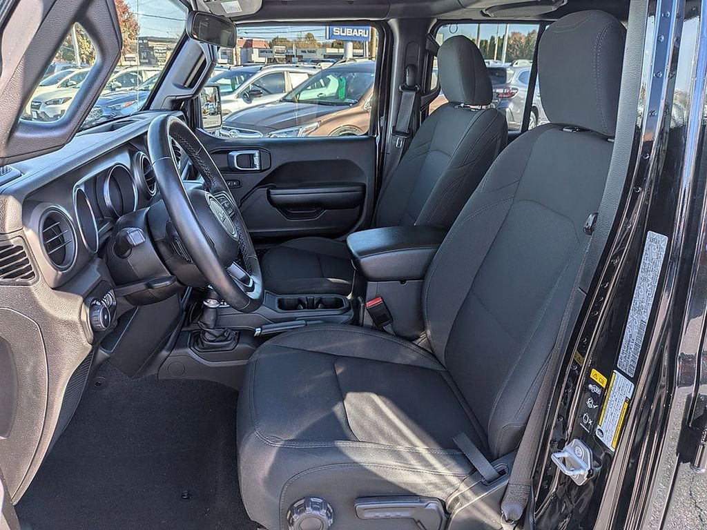 Used 2021 Jeep Wrangler Unlimited Sport image 19