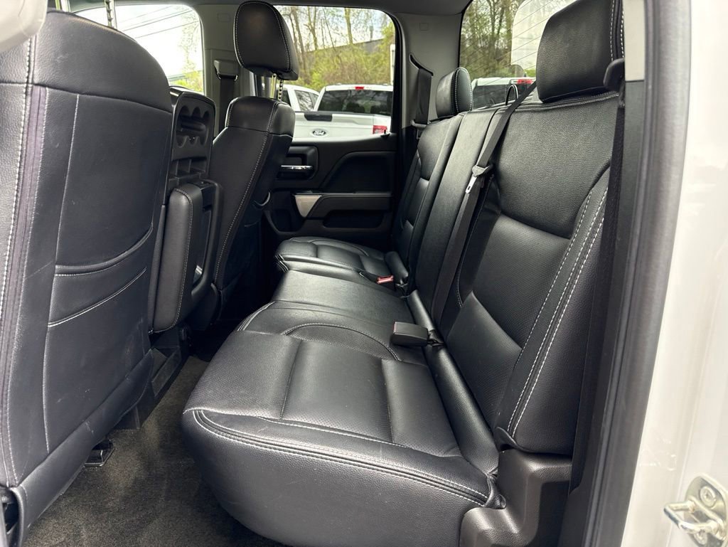 Used 2018 Chevrolet Silverado 1500 LT w/ All Star Edition AWD/4WD image 13