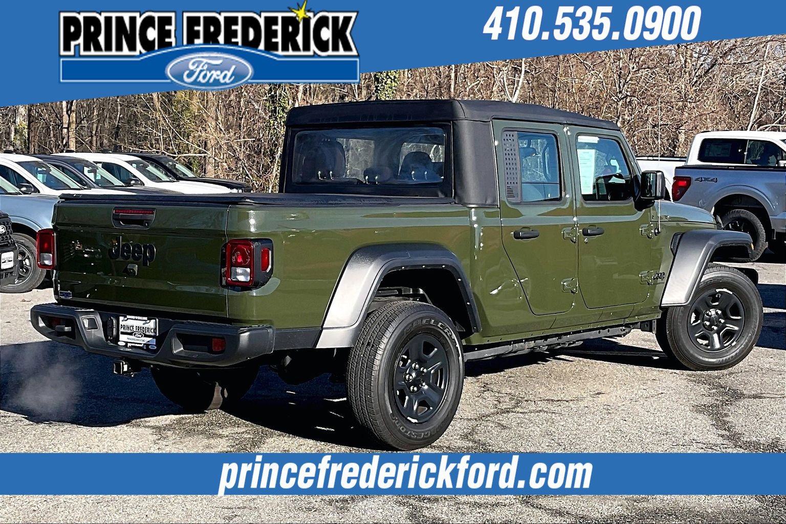 Used 2023 Jeep Gladiator Sport image 11