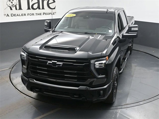 Used 2024 Chevrolet Silverado 2500 LTZ w/ LTZ Plus Package image 44