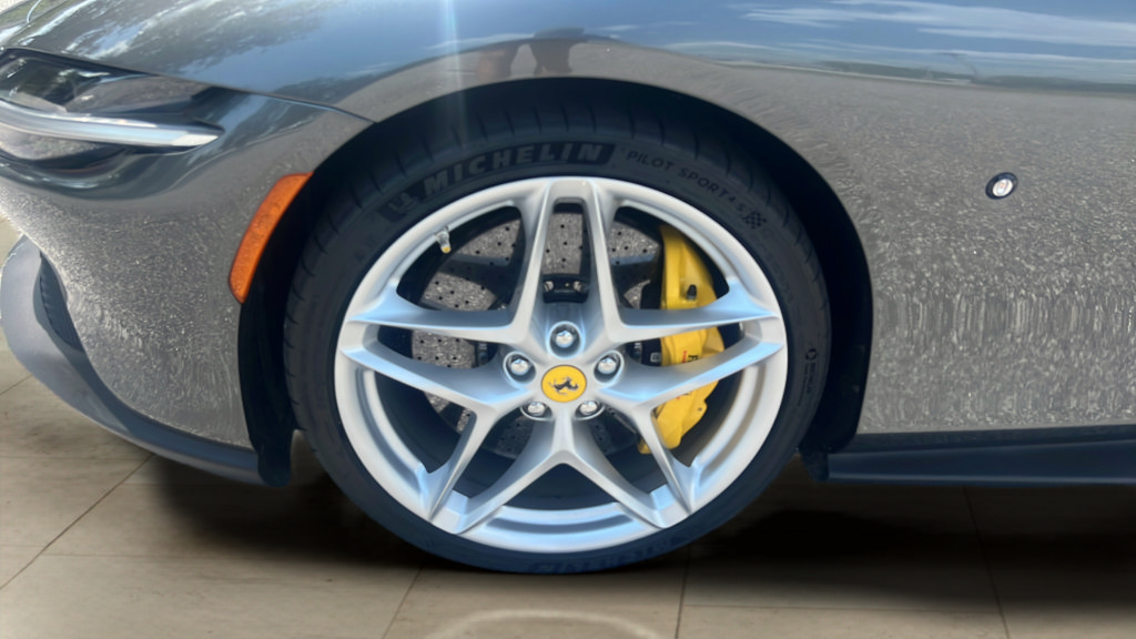 Used 2023 Ferrari Roma RWD image 14