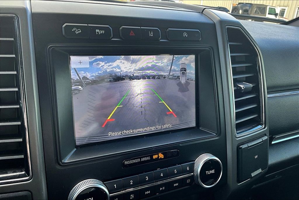 Used 2020 Ford Expedition XLT w/ Equipment Group 202A image 16