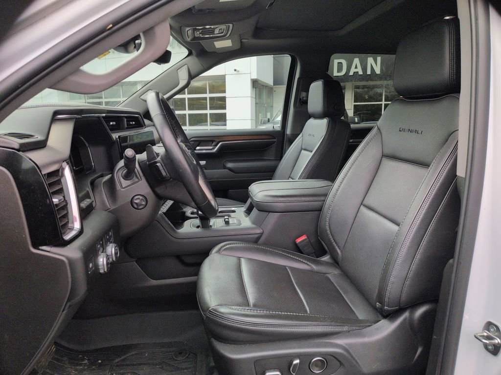 Certified 2024 GMC Sierra 1500 Denali w/ Denali Reserve Package AWD/4WD image 12