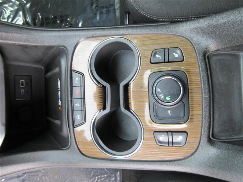 Used 2022 GMC Acadia SLE w/ Driver Convenience Package image 19