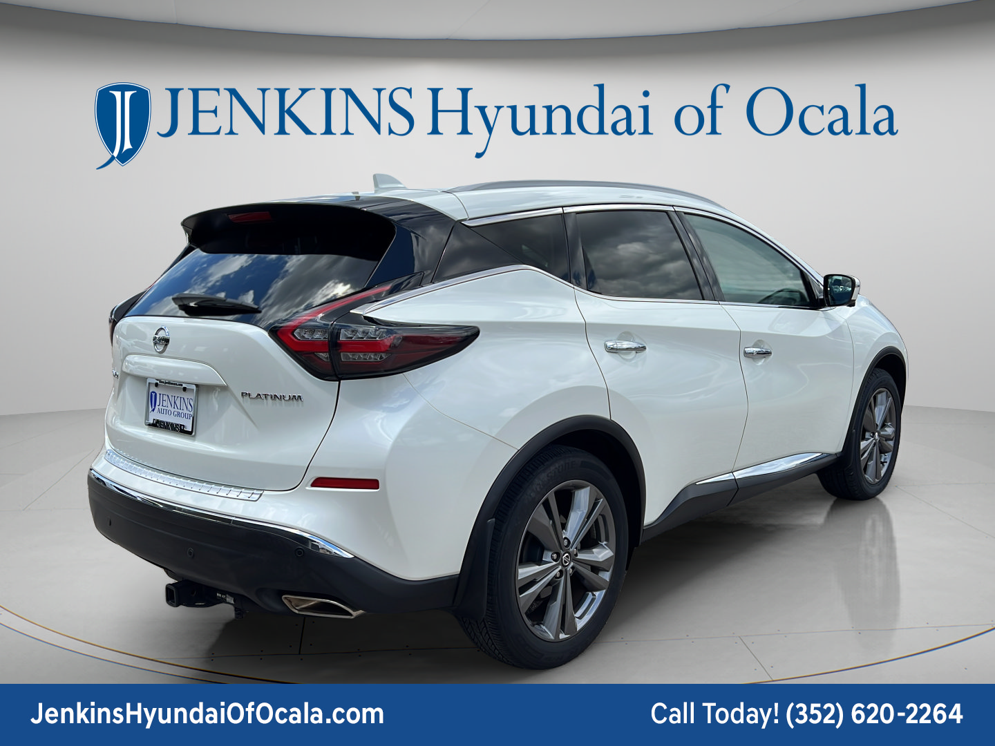 Used 2021 Nissan Murano Platinum w/ Cargo Package FWD image 3