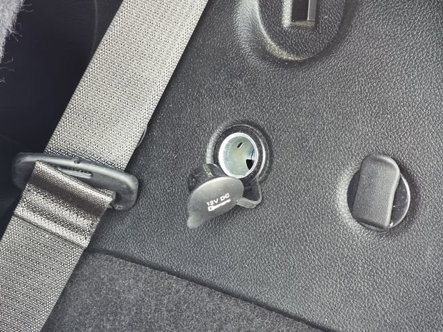 Used 2023 Dodge Durango SXT image 30